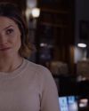 Sophia-Bush-Chicago-PD-3x09-Never-Forget-I-Love-You-329.jpg