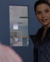 Sophia-Bush-Chicago-PD-3x11-Knocked-the-Family-Right-Out_026.jpg