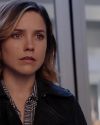 Sophia-Bush-Chicago-PD-3x11-Knocked-the-Family-Right-Out_071.jpg