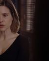 Sophia-Bush-Chicago-PD-3x14-The-Song-of-Gregory-Williams-Yates_072.jpg