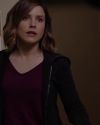 Sophia-Bush-Chicago-PD-3x17-Forty-Caliber-Bread-Crumb-captures-005.jpg