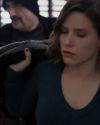 Sophia-Bush-Chicago-PD-3x17-Forty-Caliber-Bread-Crumb-captures-018.jpg