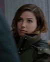 Sophia-Bush-Chicago-PD-3x17-Forty-Caliber-Bread-Crumb-captures-028.jpg