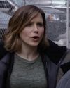 Sophia-Bush-Chicago-PD-3x19-If-We-Were-Normal-captures-015.jpg