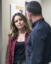 Sophia-Bush-Chicago-PD-4x07-300000-Likes_001.JPG