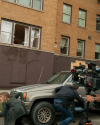 Sophia-Bush-Chicago-PD-Tournage-2x04-Chicken-Dynamite-Chainsaw_004.png