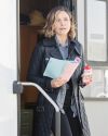 Sophia-Bush-on-set-in-Chicago_021.jpg