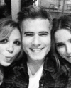 30-Mars-2012-Sophia-Bush-Et-Des-Amis.png