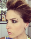 16-Juin-2014-Sophia-Bush-Coulisses-Photoshoot-01.png