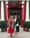 16-Decembre-2016-Sophia-Bush-and-Lauren-Paul-at-the-White-House-Christmas-Party.png