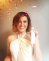 21-Mars-2016-Sophia-Bush-i-smell-great_001.png