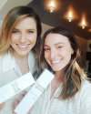 22-Mars-2016-Sophia-Bush-and-Elizabeth-Kott.png