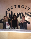 05-Octobre-2017-Sophia-Bush-at-Detroit-Blows_005.png