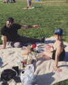 15-Avril-2017-Sophia-Bush-at-a-park-in-LA.png