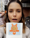 19-Avril-2017-Sophia-Bush-at-Warm-Belly-Bakery_001.png