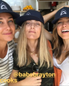 31-Aout-2017-Sophia-Bush-and-friends.png