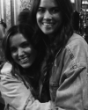 19-Mars-2018-Sophia-Bush-Happy-Birthday-Vanessa-Magos_001.png