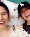 18-Juin-2016-Sophia-Bush-and-Jenny-Smart_07.png