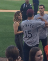 12-Aout-2015-Sophia-Bush-Chicago-White-Sox-Game_004.png