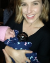 07-Janvier-2016-Sophia-Bush-and-baby-Chanel_002.png