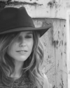 Sophia-Bush-Photoshoot-Joe-Fresh-Coulisses-145.png