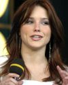 Sophia-Bush-MTV-Total-Request-Live_002.jpg