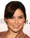 Sophia-Bush-BCBG-Max-Azria-Fall-2008_011.jpg