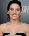 Sophia-Bush-Star-Trek-Los-Angeles-Premiere_007.jpg