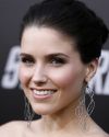 Sophia-Bush-Star-Trek-Los-Angeles-Premiere_036.jpg