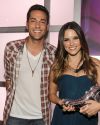 Sophia-Bush-2011-VH1-Do-Something-Awards_095.jpg