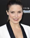 Sophia-Bush-Total-Recall-Movie-Premiere-012_HQ_t.jpg