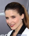 Sophia-Bush-Total-Recall-Movie-Premiere-014_t.jpg