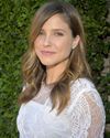 Sophia-bush-Viola-Davis-Hosts-Rape-Treatment-Center-Fundraiser-_010_HQ.jpg