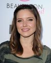 Sophia-Bush-BeautyCon-KickOff-Party_002_HQ.jpg