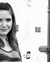 Sophia-Bush-BeautyCon-KickOff-Party_020_t.jpg