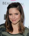 Sophia-Bush-BeautyCon-KickOff-Party_029_HQ_t.jpg