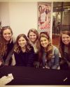 Sophia-Bush-Seance-dedicaces-livre-i-am-that-girl-050_toliviakaplan28.jpg