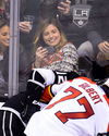 Sophia-Bush-Match-hockey-LA-Kings-vs-Florida-Panthers-013_HQ.jpg