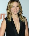 Sophia-Bush-Pathway-To-The-Cure-For-Breast-Cancer-020_HQ.JPG