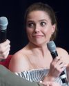 2017-05-21-Sophia-Bush-Dont-Mess-With-Chicago-Convention-WSB-006.jpg