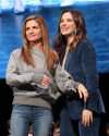 Sophia-Bush-at-the-Chicago-HelloSunshinexTogetherLive_013.png