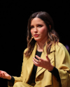 Sophia-Bush-at-the-Minneapolis-HelloSunshinexTogetherLive_009.png