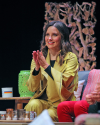 Sophia-Bush-at-the-Minneapolis-HelloSunshinexTogetherLive_040.png