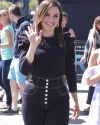 Sophia-Bush-on-Extra-TV_020.jpg