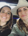 20-Aout-2017-Sophia-Bush-and-Ruthie-Lindsey.png